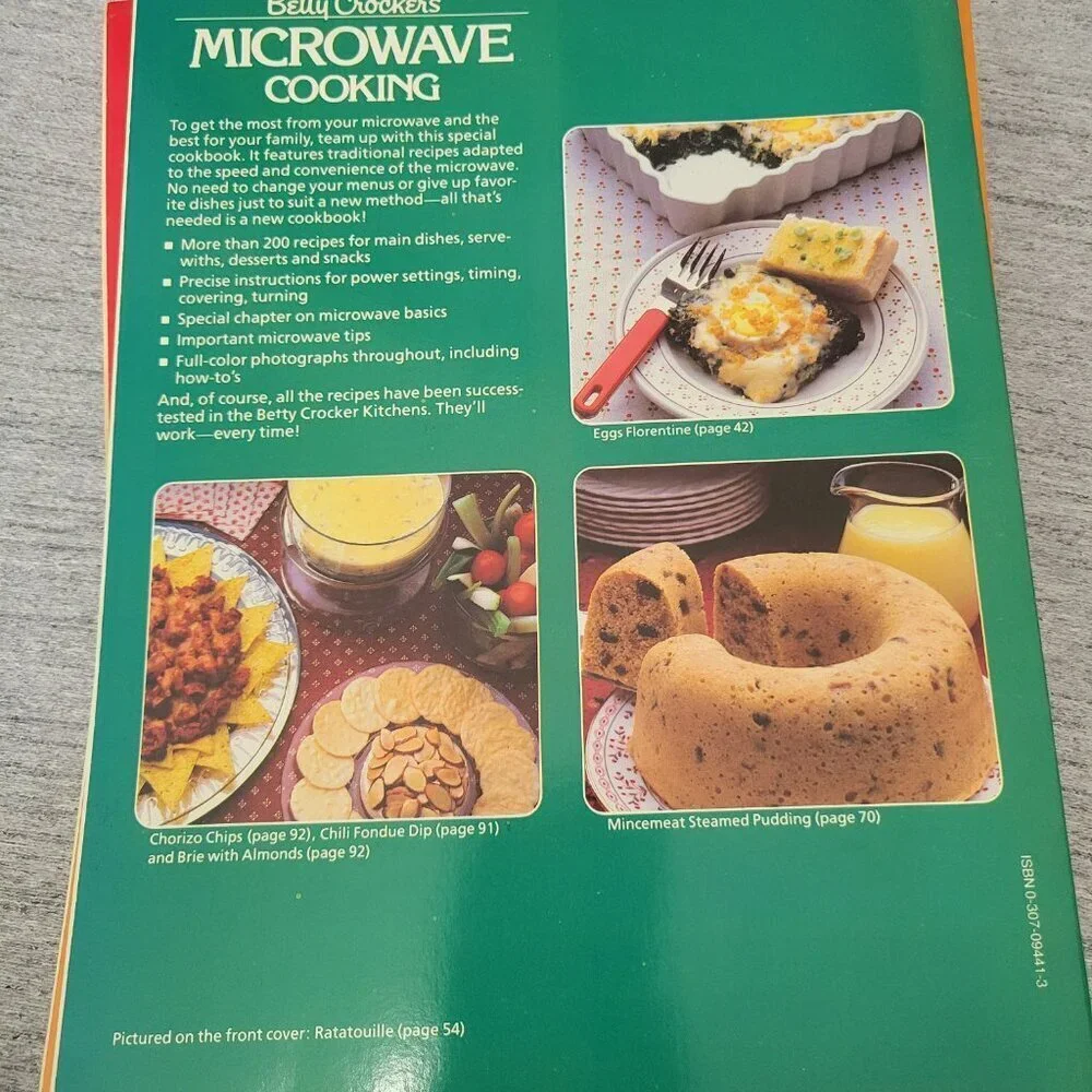 Vintage Betty Crocker Family Favorites Cook Books